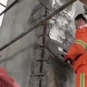 建水梁板柱楼梯空洞蜂窝剥落露筋等表面破损修补用高强聚合物修补砂浆